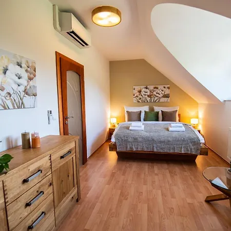 Villa With Pool & Sauna In Beer Village Velke Popovice