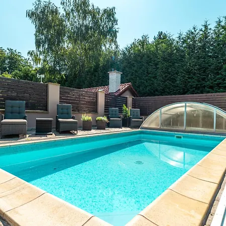 With Pool & Sauna In Beer Village Villa Velke Popovice